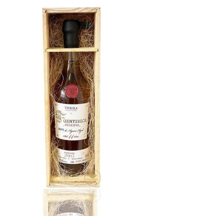 Fuenteseca Reserva Extra Anejo 11 Year Old 2005 Tequila (750ml / 41.7%)